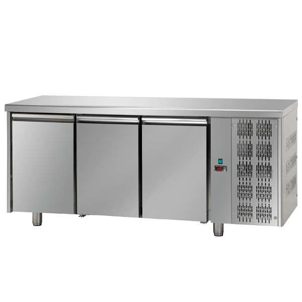 REFRIGERATED STAINLESS STEEL TABLE WITH 3 DOORS - P.60 cm